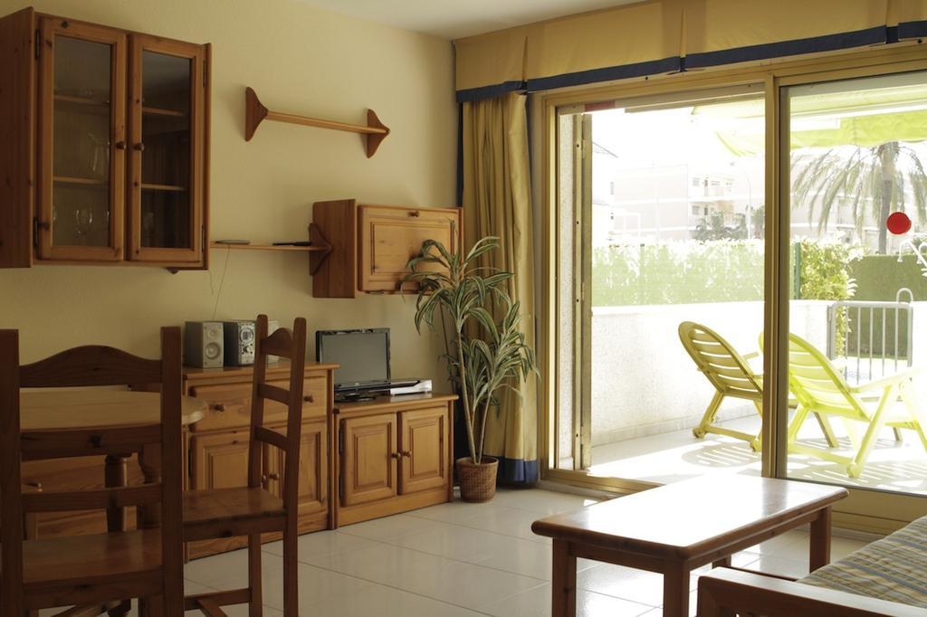 Somni Cambrils Apartment Стая снимка